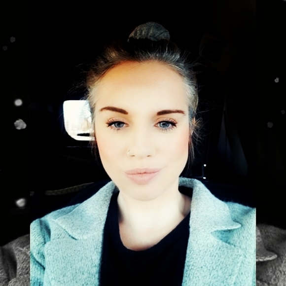 Meet your Posher, Sarah - Picture 8 of 8